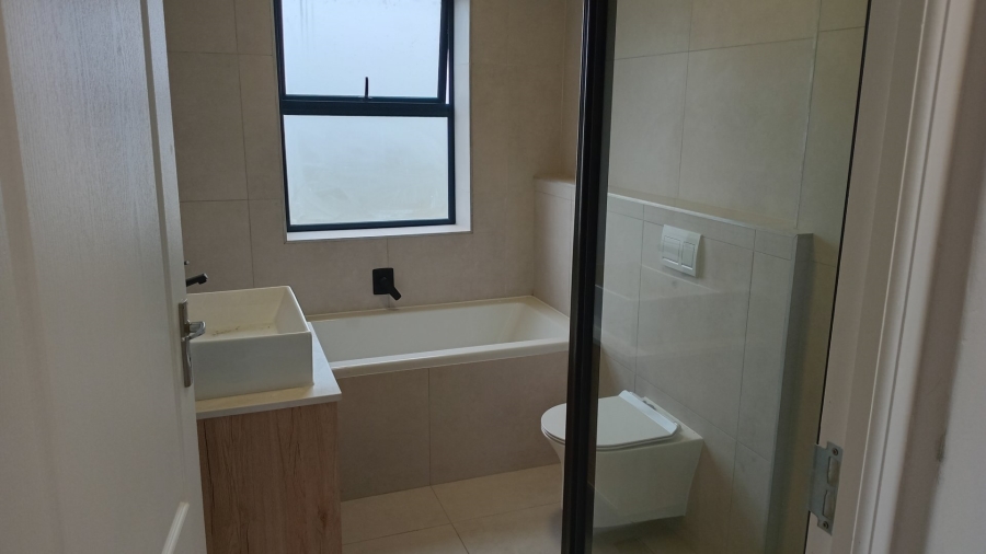 2 Bedroom Property for Sale in Sandown Western Cape